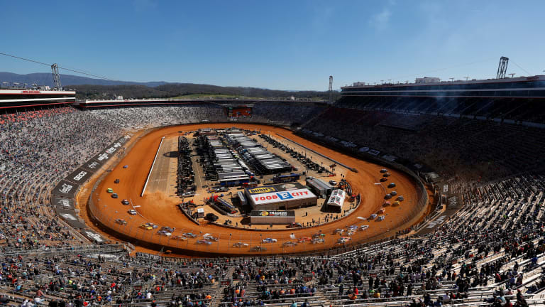 Ready to get dirty? NASCAR at Bristol highlights this weekend's racing schedule